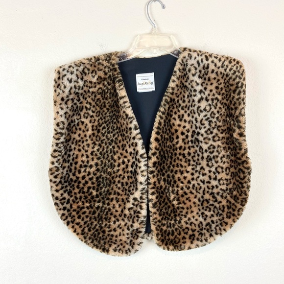 Joseph Ribkoff Leopard Vest - Picture 2 of 7